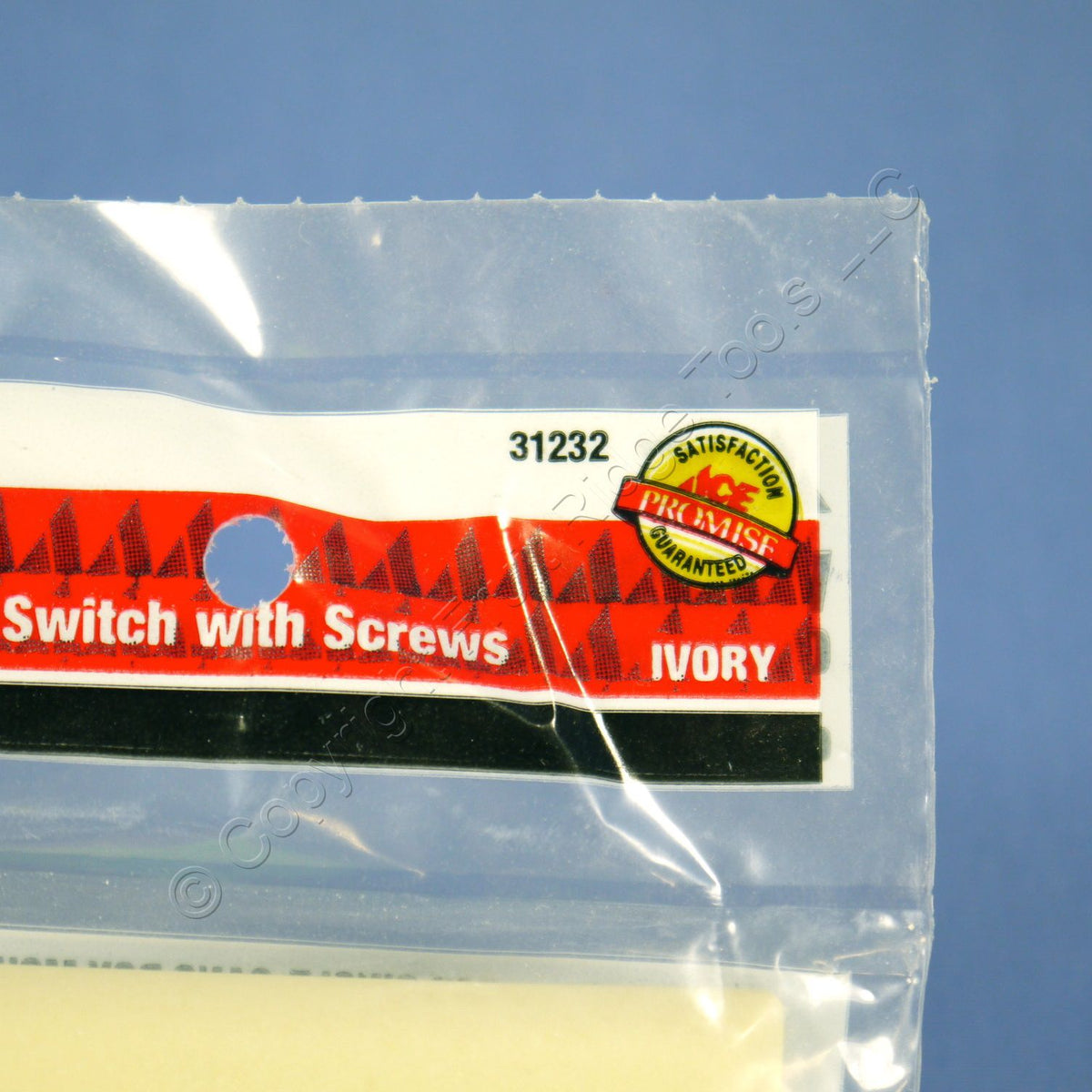 ACE 31232 Ivory 1-Gang Toggle Switch Plastic Mid-Size Wallplate Cover Plate
