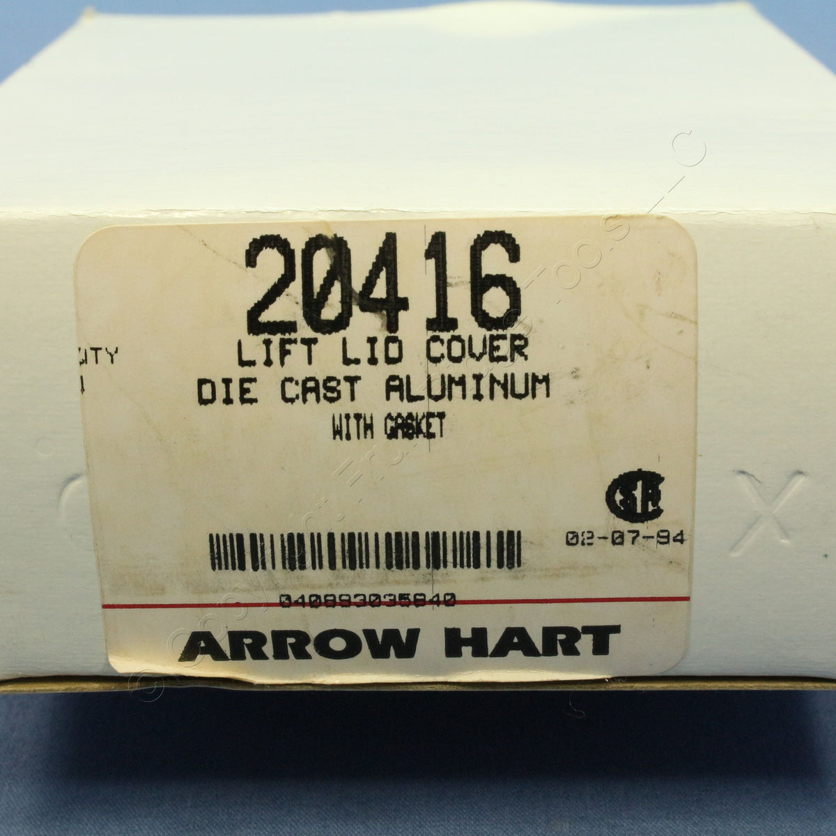 Arrow Hart 20416 Gray Die Cast Aluminum Lift Lid Wet Location Receptacle Cover