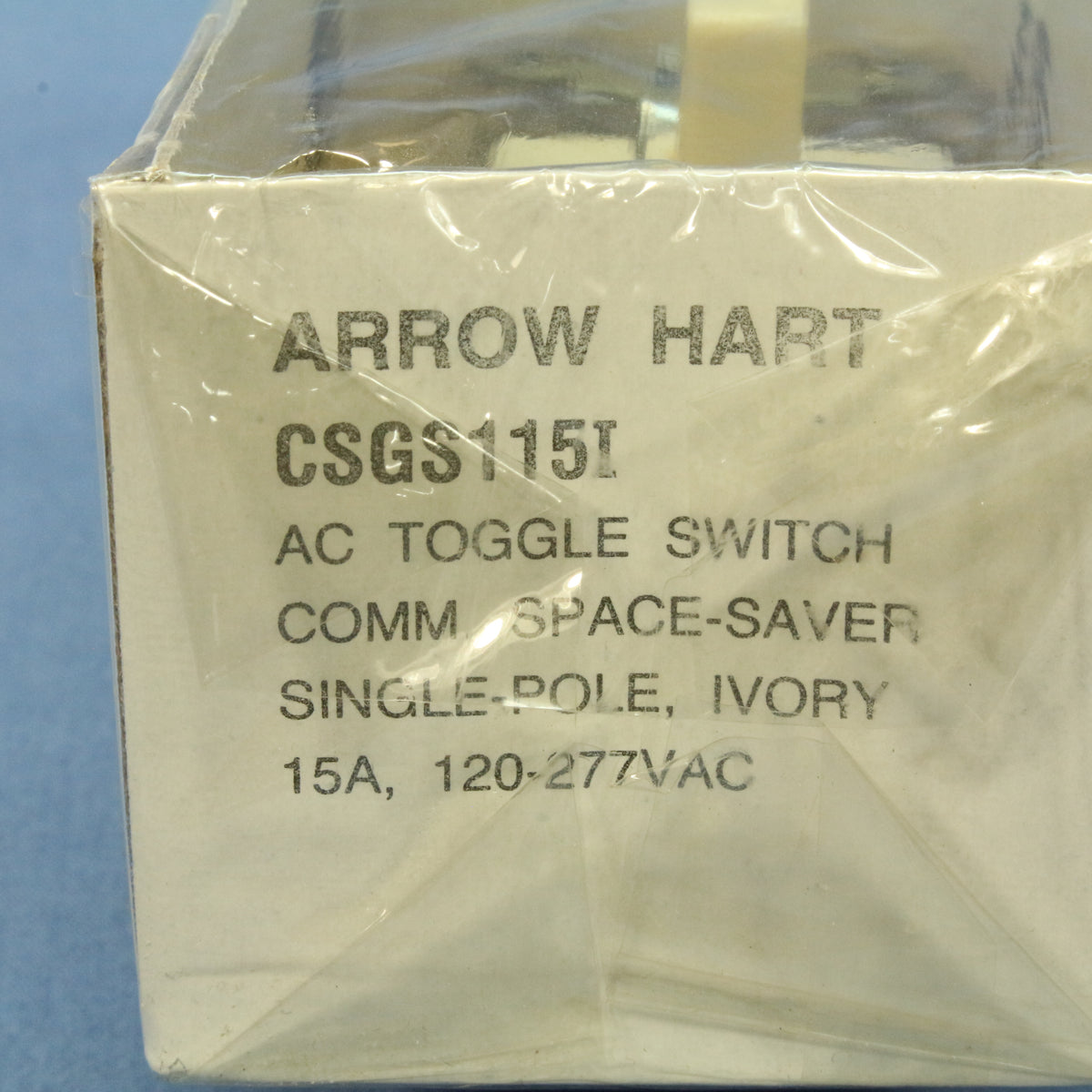 Arrow Hart CSGS115I Ivory 15A 120-277V 1-Pole Space Saver On/Off Toggle Switch