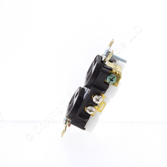 Bryant Brown Isolated Ground Industrial Receptacle Duplex Outlet 15A 5262IGB