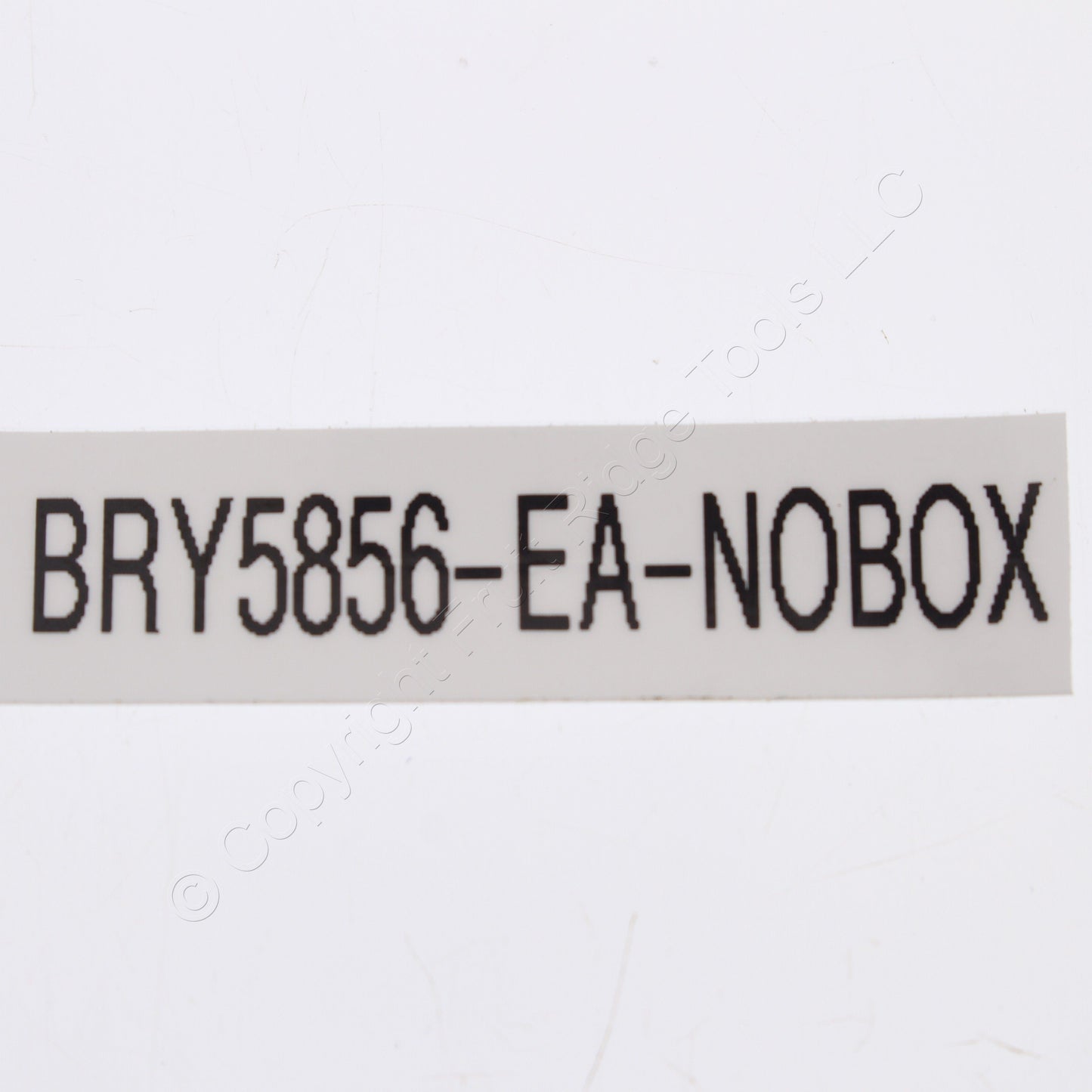 Hubbell/Bryant Straight Blade Male Plug 15A 347V Nema 24-15P Bulk 5856