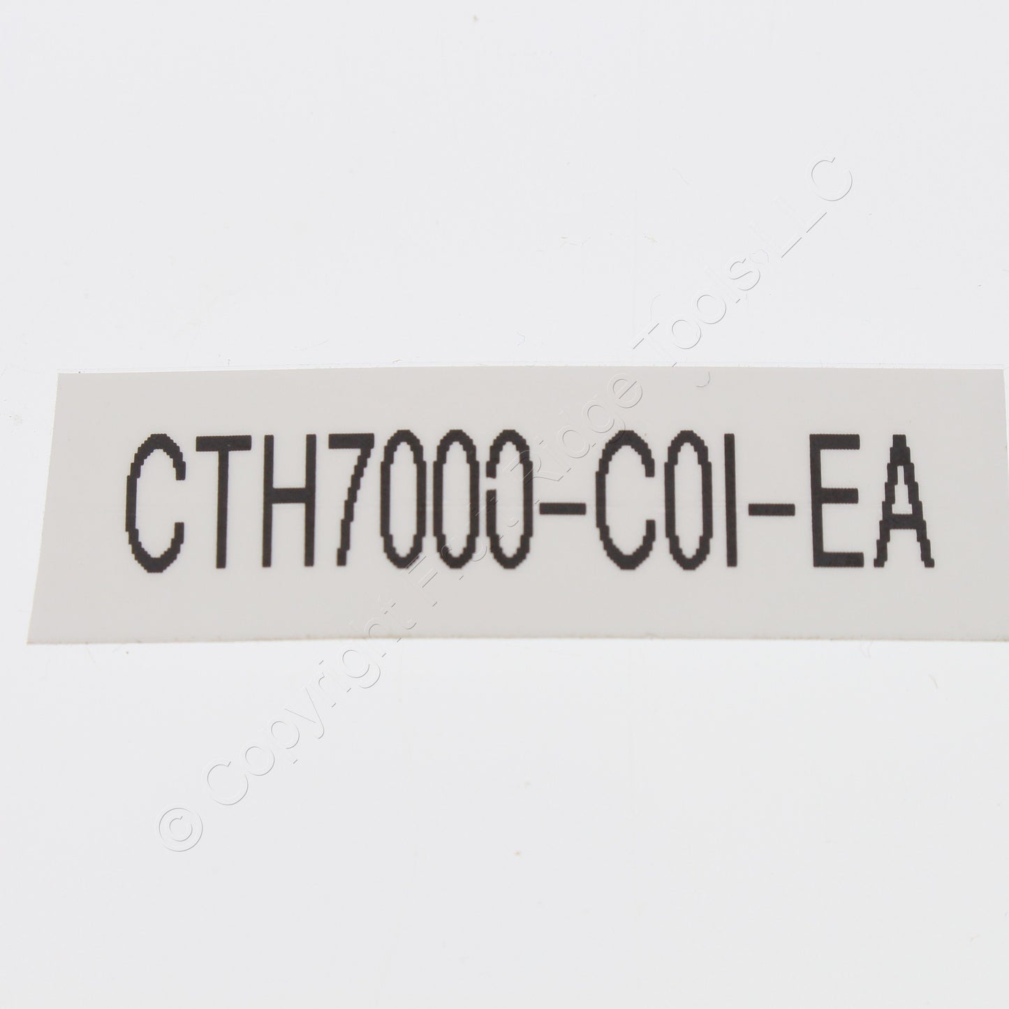 Cheetah 7000-C0I Ivory Outlet Duplex Straight Blade Receptacle 15A 125V