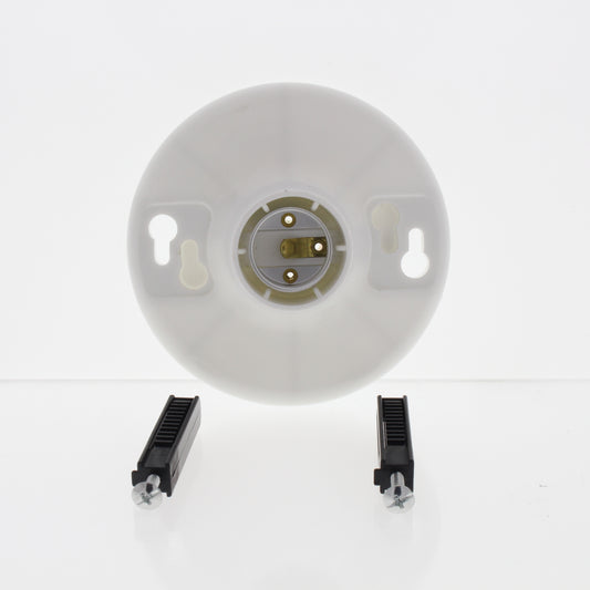 Cheetah White Keyless Plastic Ceiling Lampholder Medium Base CSKL10