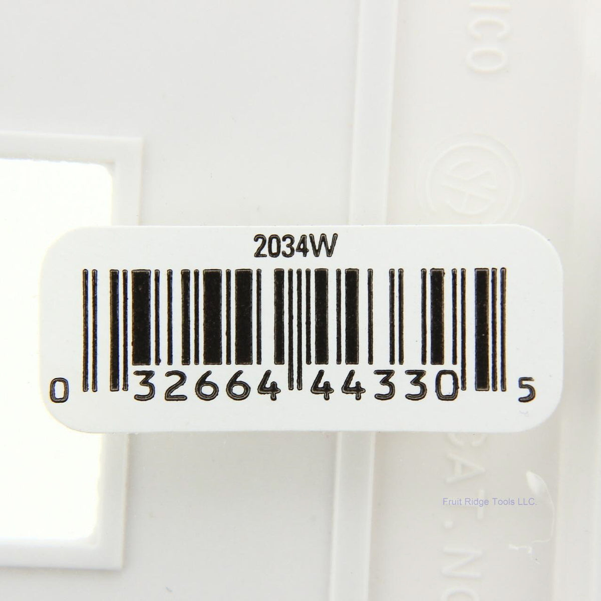 Cooper 2034W White 1-Gang Toggle Switch Thermoset Wallplate Mid-Size Cover