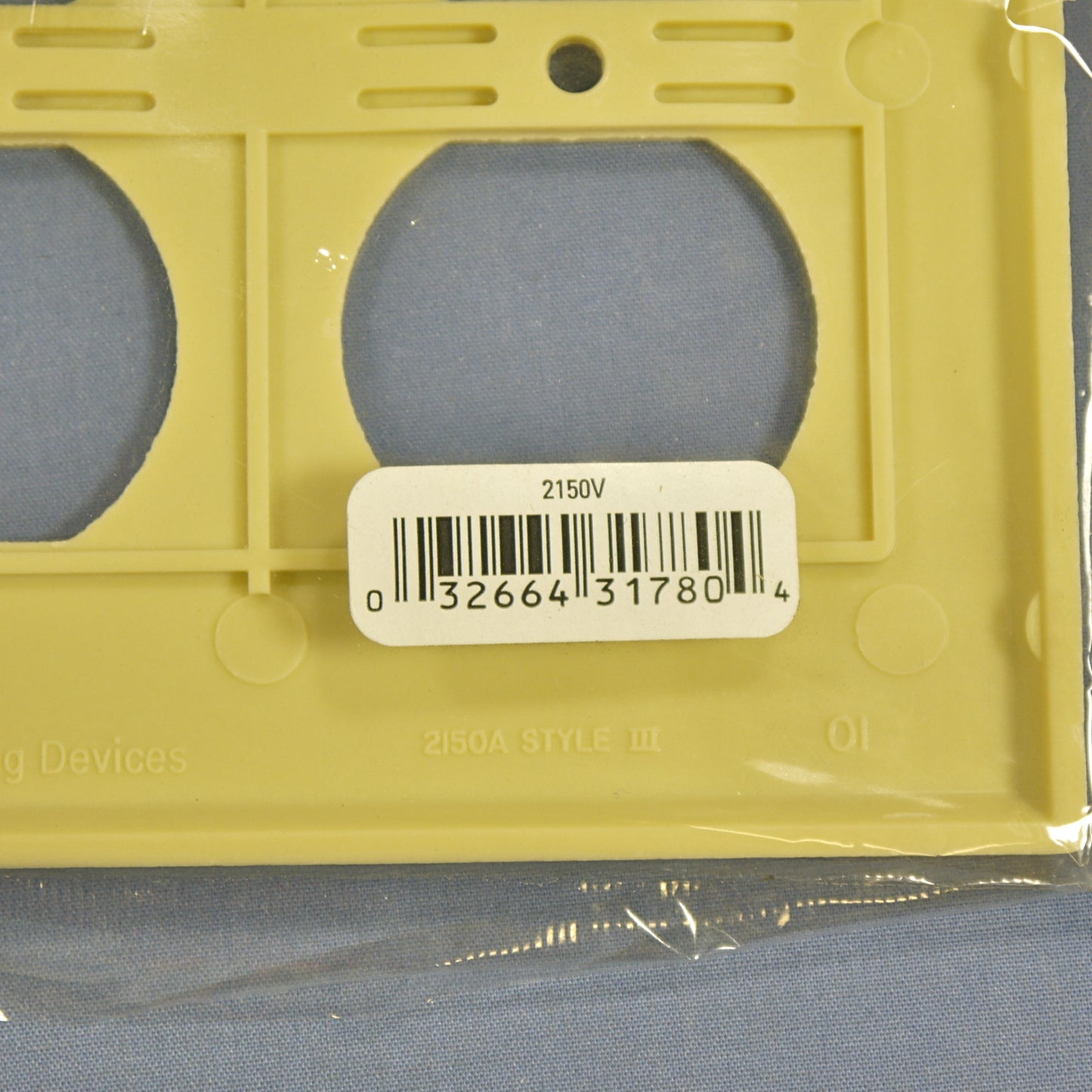 Cooper 2150V Ivory 2-Gang Standard Receptacle Thermoset Wallplate Outlet Cover