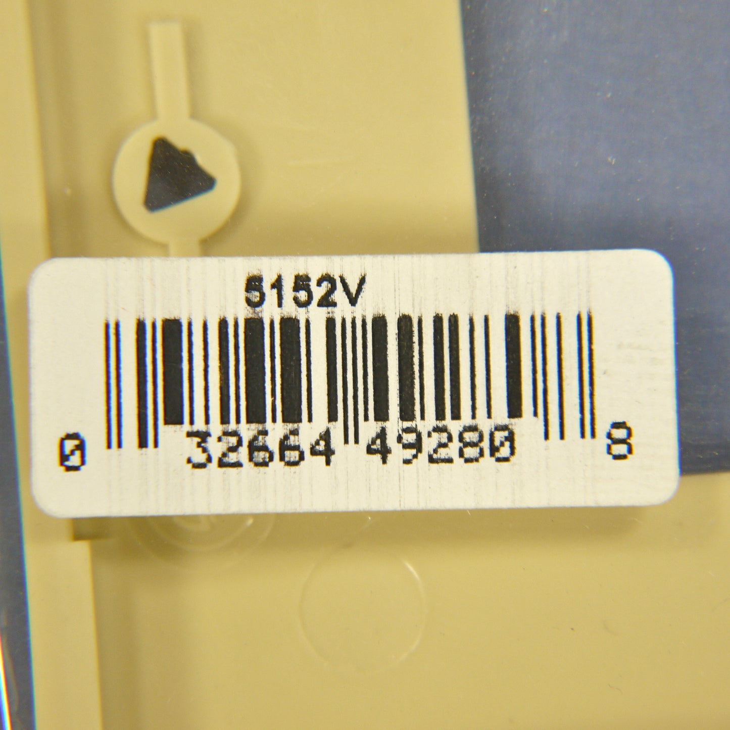 Cooper 5152V Ivory 2-Gang Decorator Unbreakable Standard Wallplate Cover 2pcs