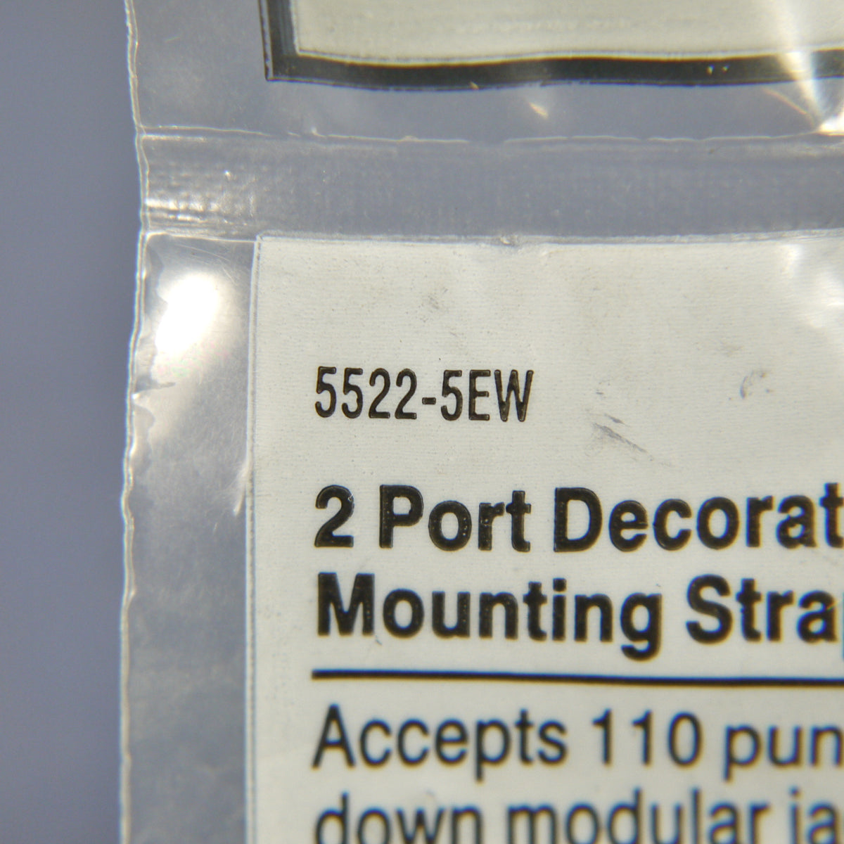 Cooper 5522-5EW White 2-Port Decorator 110 Style Modular Insert Mounting Strap