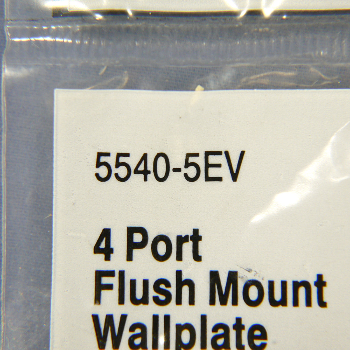 Cooper 5540-5EV Ivory 1-Gang Flush Modular 4-Port Thermoplastic Nylon Wallplate