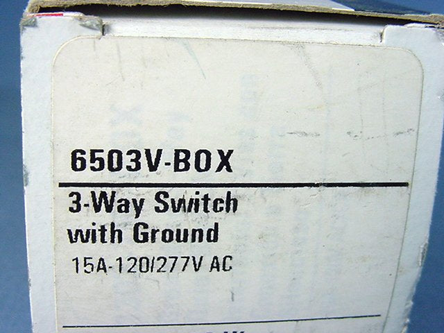 Cooper Ivory Residential 3-Way Decorator Rocker Light Switch 15A 120VAC 6503V