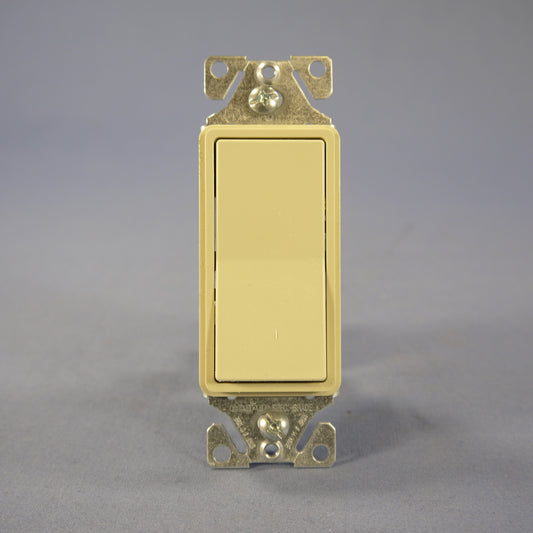 Cooper Ivory Residential 3-Way Decorator Rocker Light Switch 15A 7503V Boxed