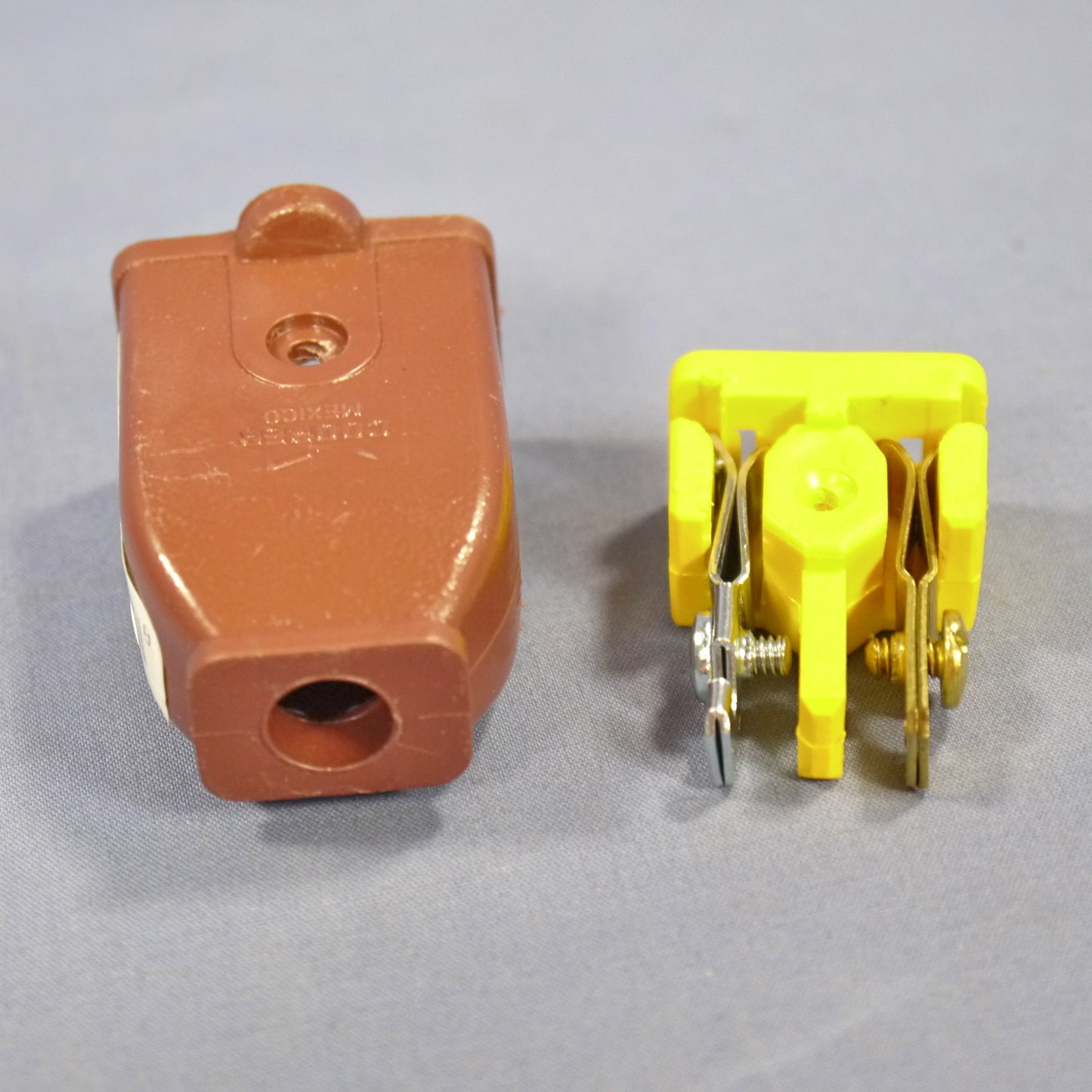 10 Cooper Brown Connector Cord Ends 15A 125V Non-Grounding Nema 1-15R SA155B