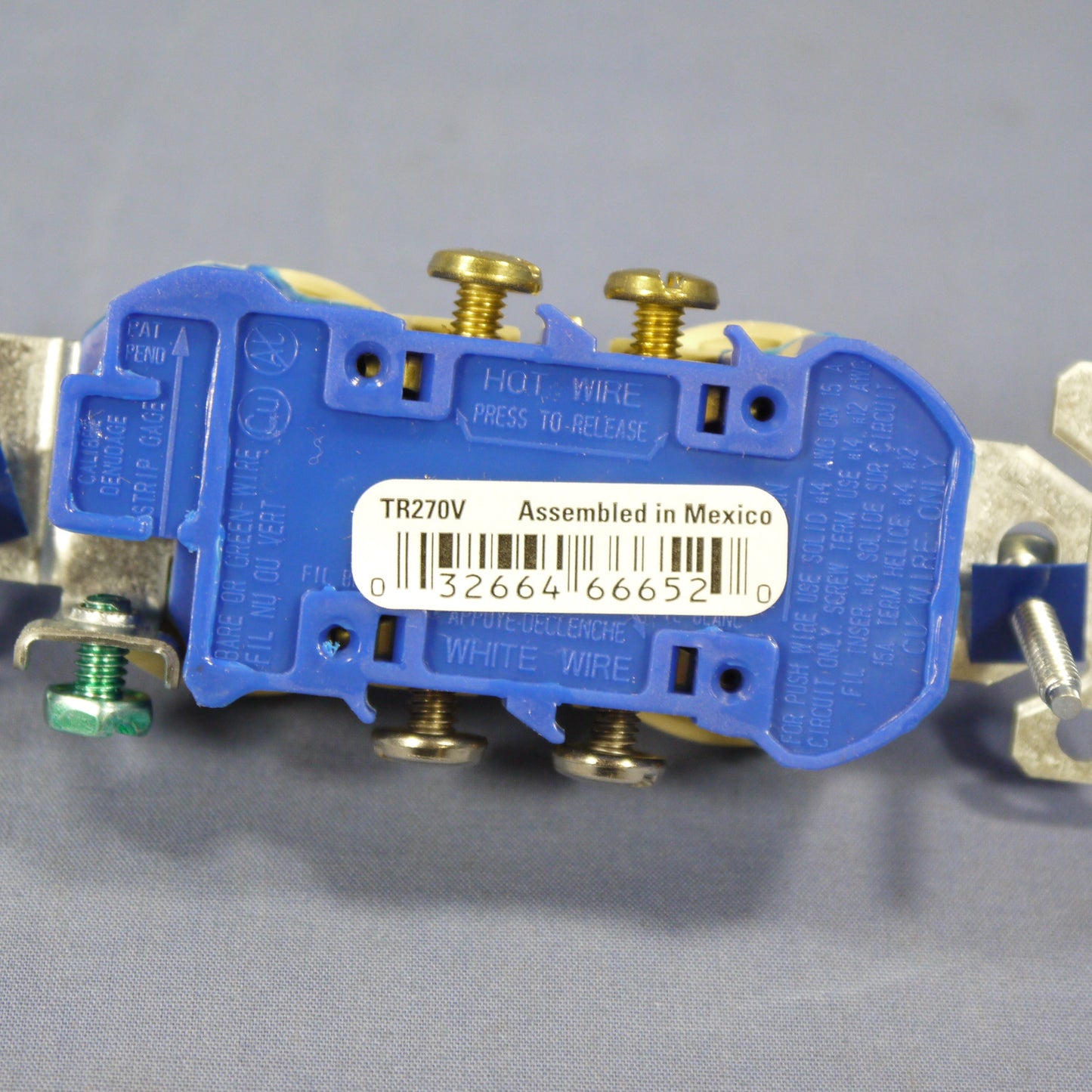 Cooper Ivory Tamper Resistant Duplex Receptacle Outlet Nema 5-15 15A Bulk TR270V