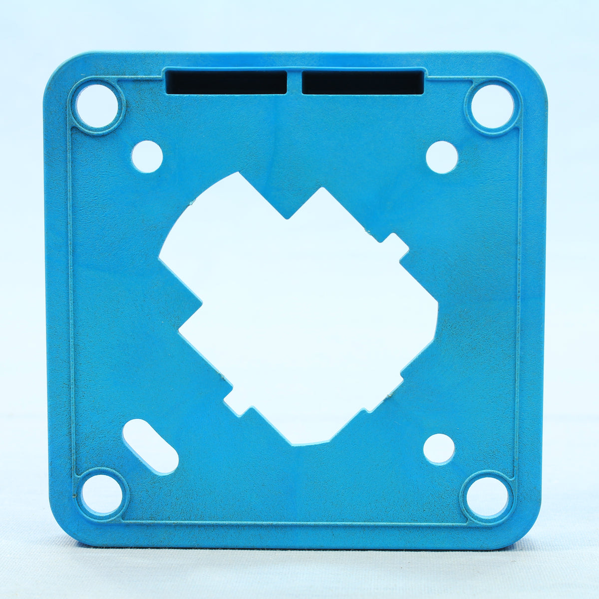 Cooper Pin Sleeve Polarizer Plate 208Y/120 VAC ARC105C Blue 0402974 192594 100A