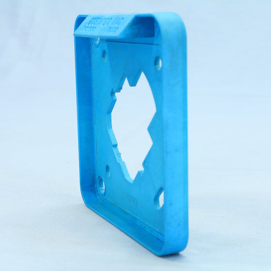 Cooper Pin Sleeve Polarizer Plate 208Y/120 VAC ARC105C Blue 0402974 192594 100A