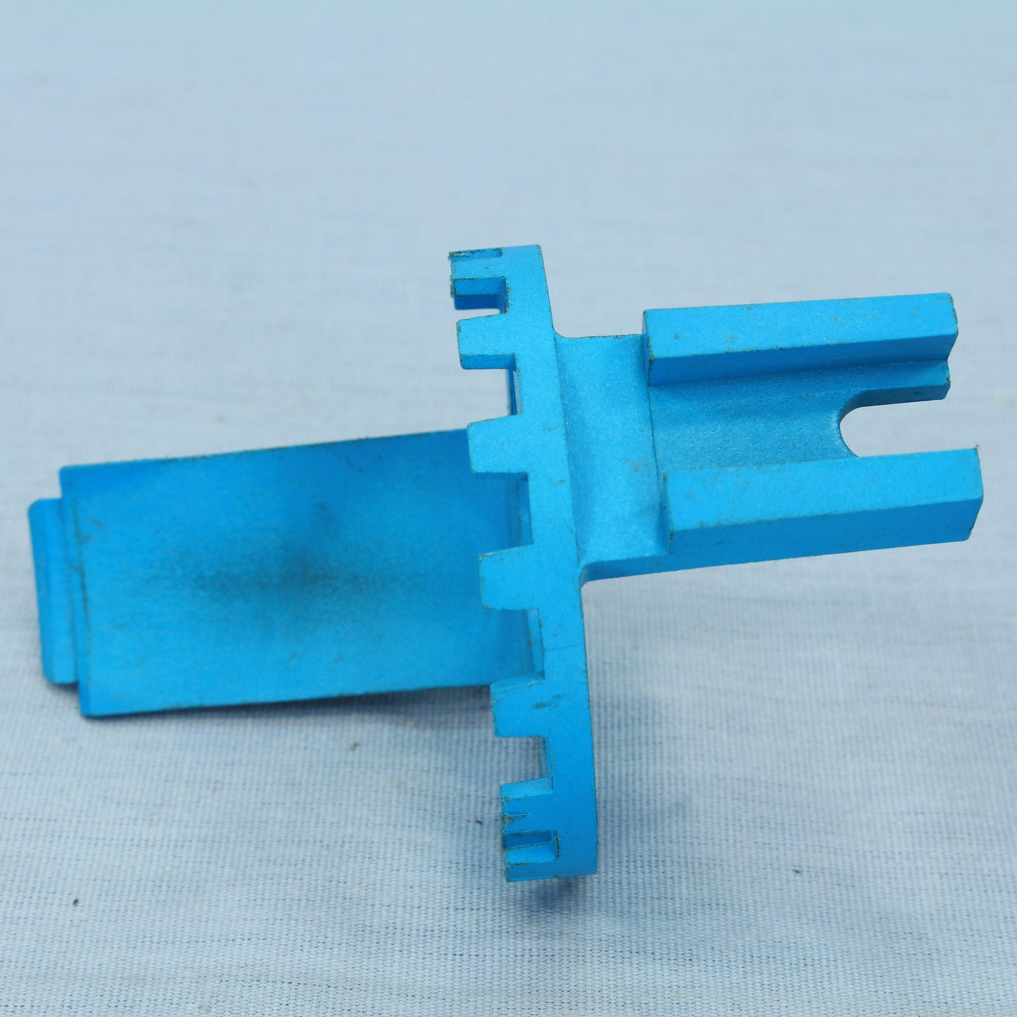 Cooper Pin & Sleeve Plug Polarizer APJC63E 240 VAC 1Ø Blue 0402938 192106 60A