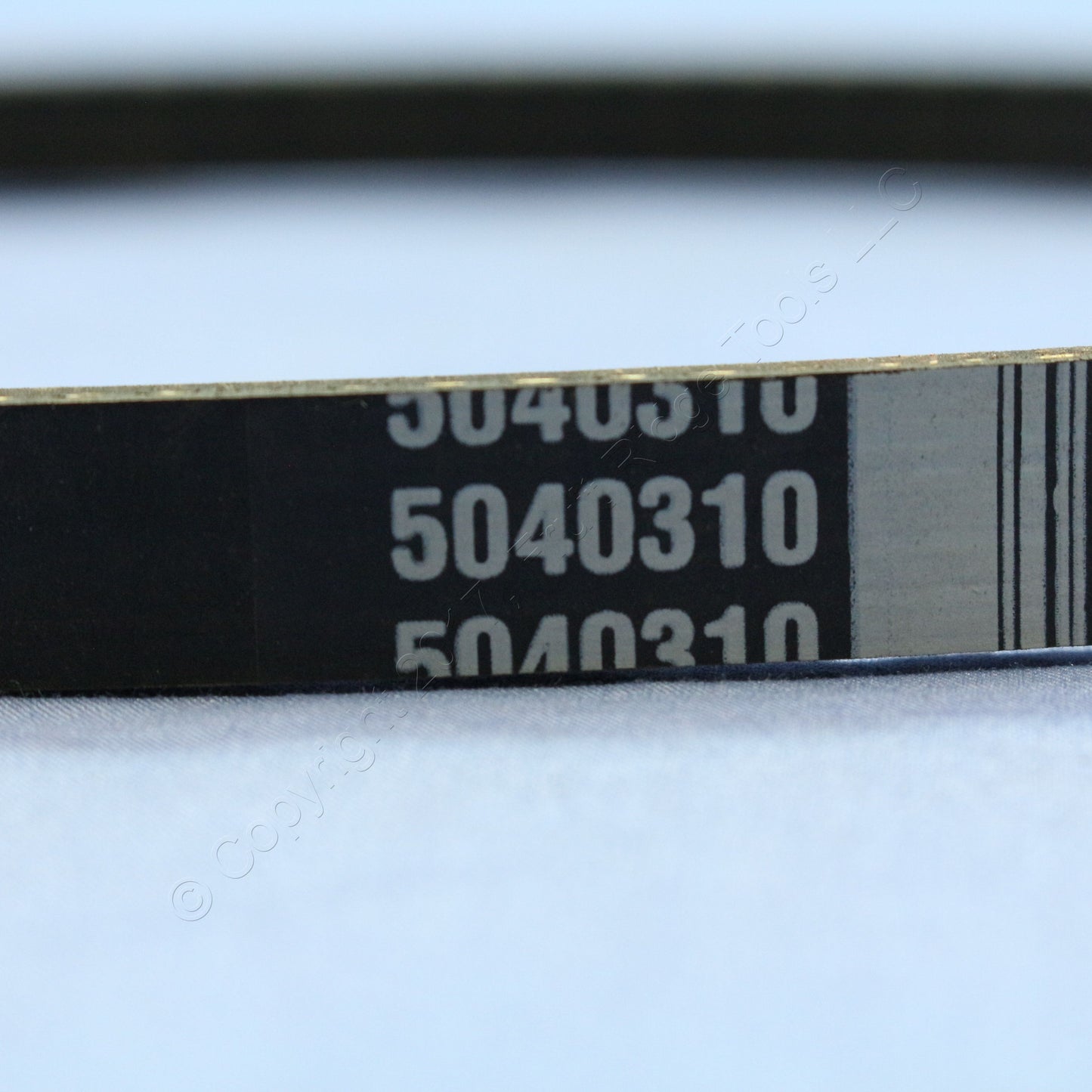 Dayco 5040310 Serpentine Drive Belt for 1998-00 Metro 2005-08 RX-8 95-00 Firefly