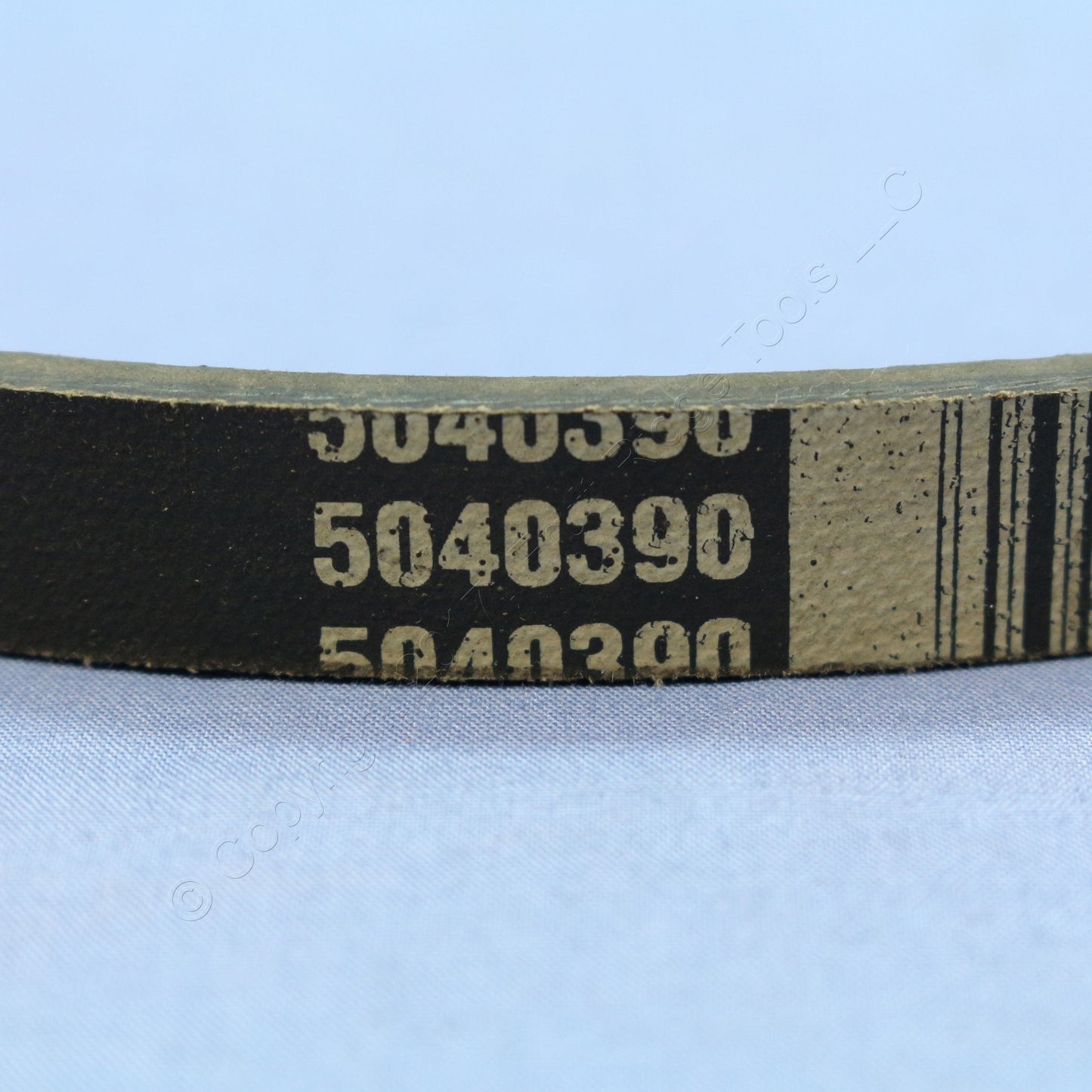 Dayco 5040390 Serpentine Drive Belt for 1990-94 Laser 90-94 Eclipse 05-07 Accord