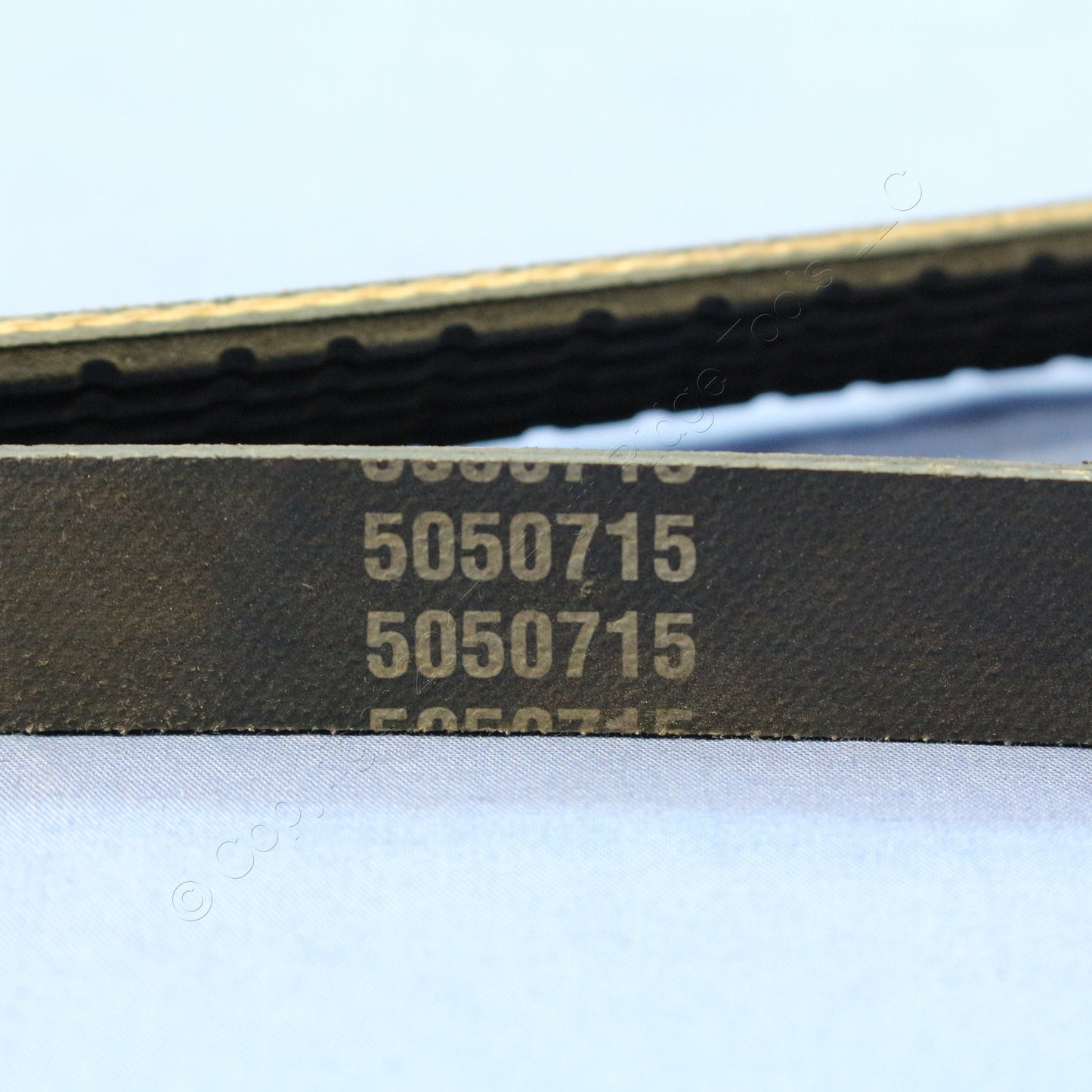 Dayco 5050715 Serpentine Drive Belt for 1987-90 Voyager Caravan 1988-90 Dynasty