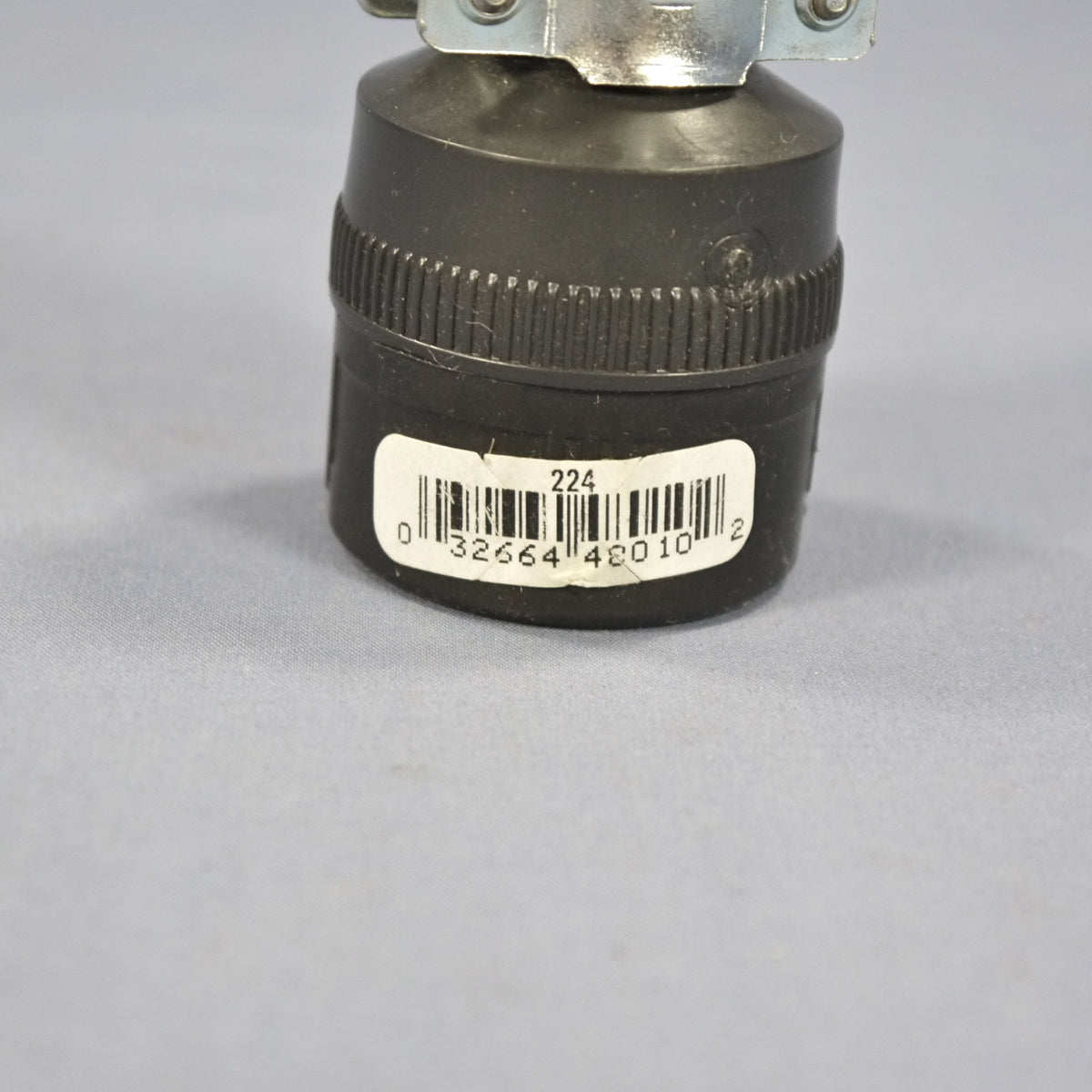 Eagle Thermoplastic Straight Blade Rubber Connector 15A 125V Nema 1-15R Bulk 224