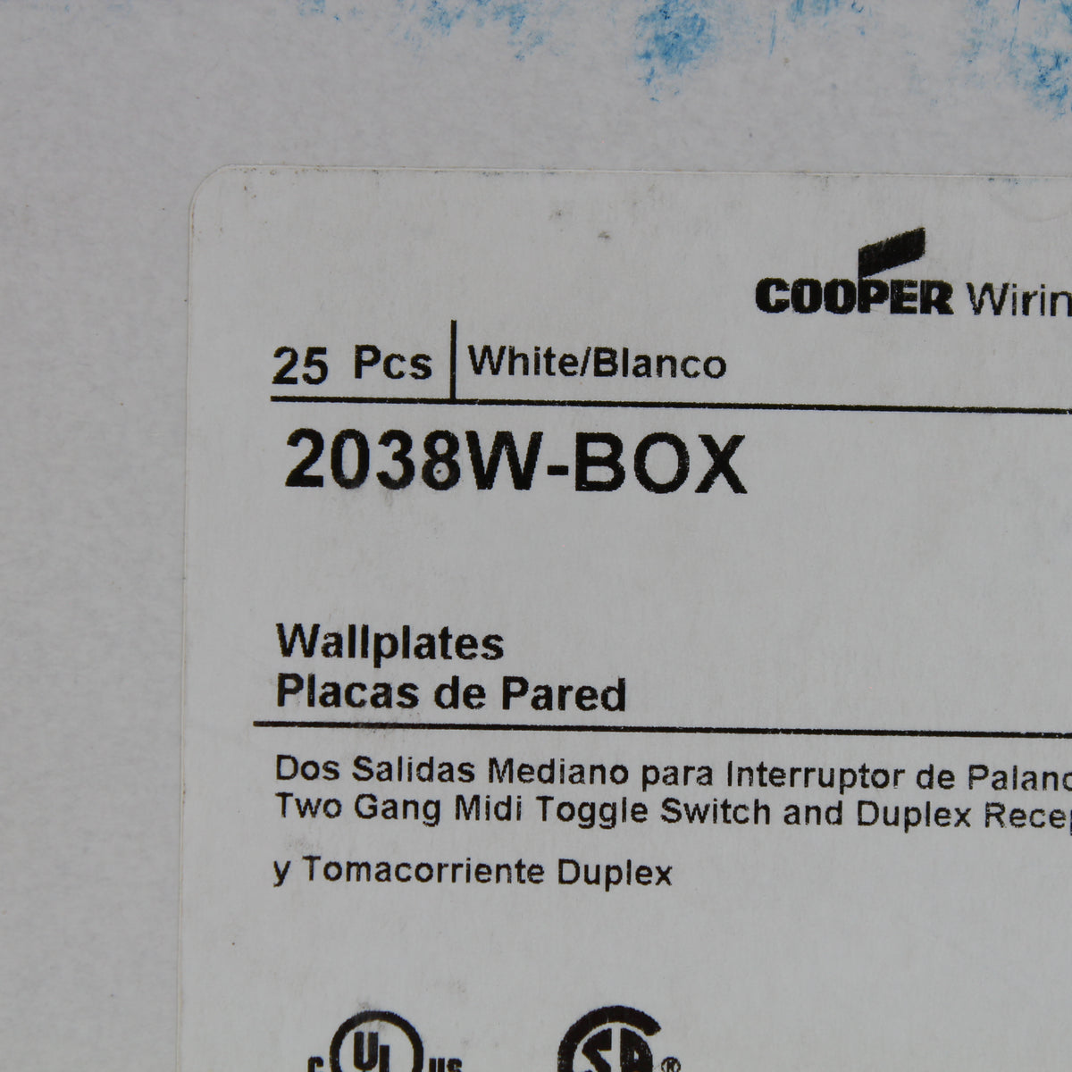Eaton 2038W White 2-Gang Toggle Duplex Plastic Mid-Size Wallplate Cover 25-pack