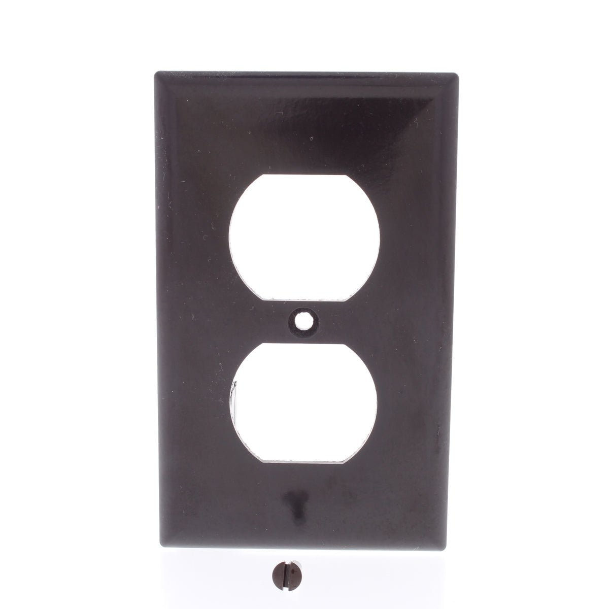 Eaton 2132B Brown 1-Gang Duplex Outlet Plastic Standard Size Wallplate Cover