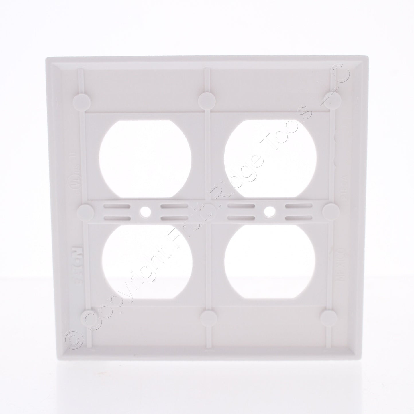 Eaton 2150W White 2-Gang Duplex Outlet Plastic Standard Wallplate Cover Plate