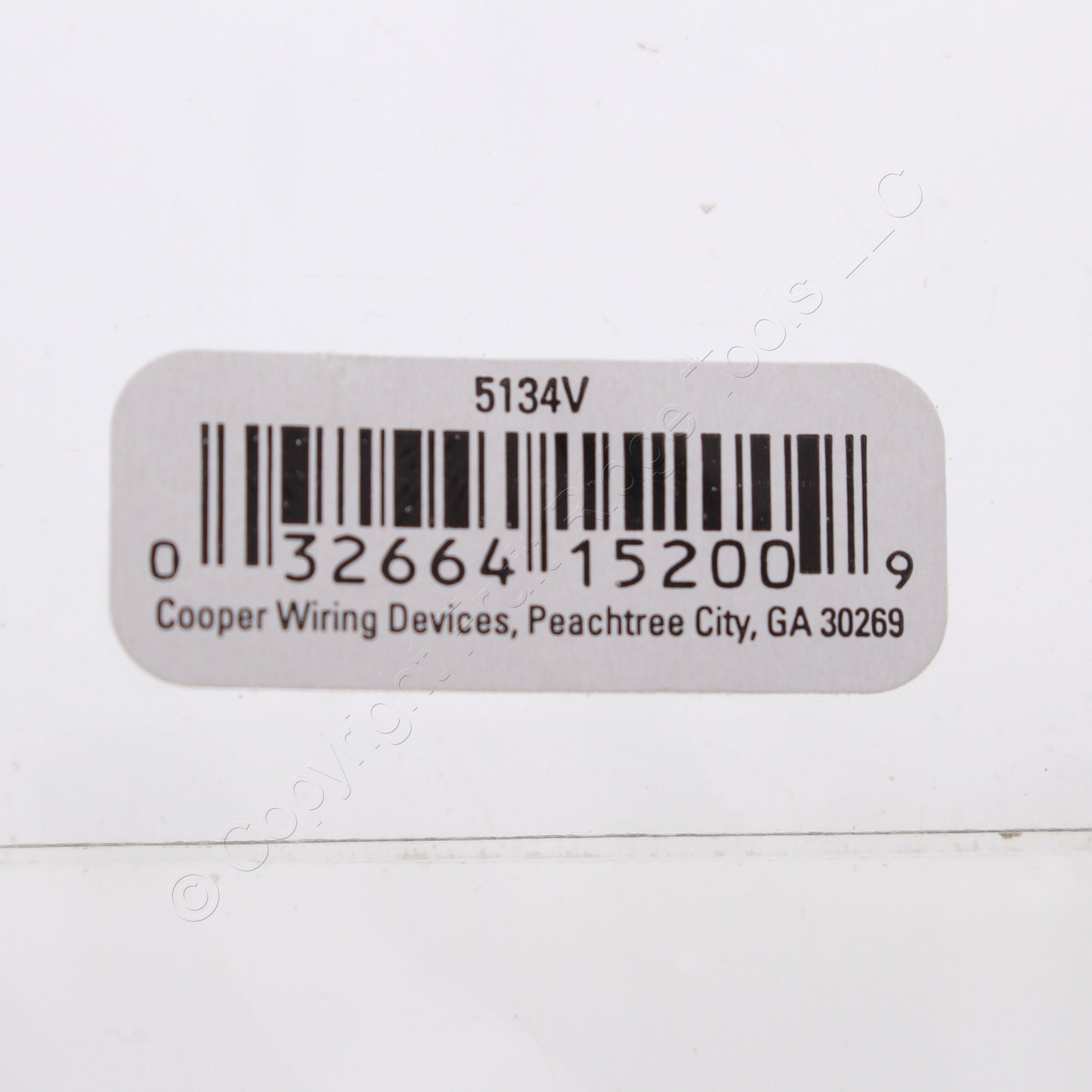 Eaton 5134V Ivory 1-Gang Toggle Switch Unbreakable Nylon Standard Size Wallplate