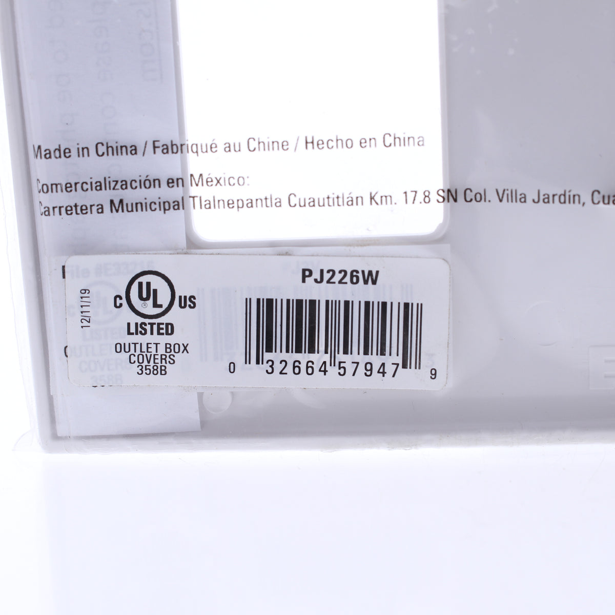 Eaton PJ226W White 3-Gang Toggle Decorator Unbreakable Mid-Size Wallplate Cover