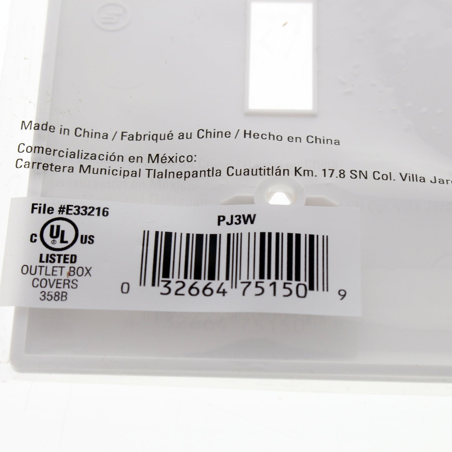 Eaton PJ3W White 3-Gang Toggle Switch Unbreakable Mid-Size Wallplate Nylon Cover