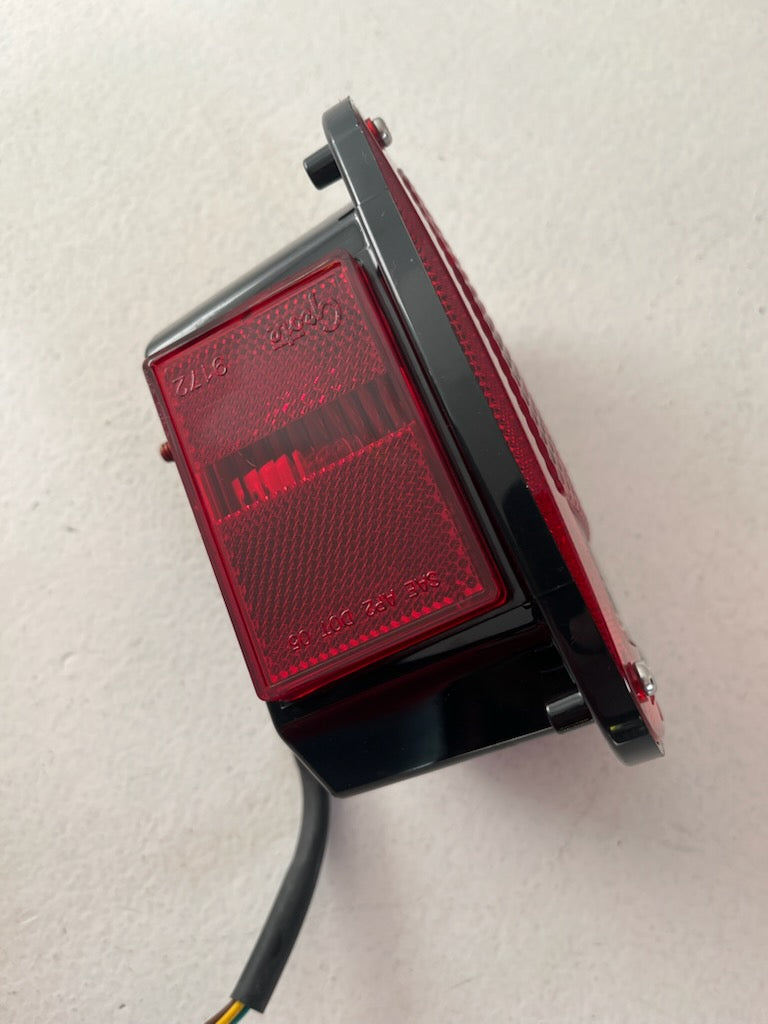Grote 52802 Red Right Hand Stop Tail Turn Light 3-Stud w/ Side Marker Pigtail