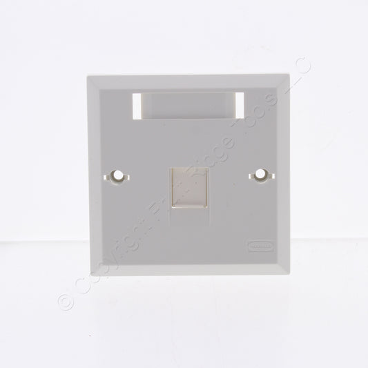 Hubbell Asian/UK Style Istation Jack Wallplate Shuttered 1-Port Box Mount BPS11A
