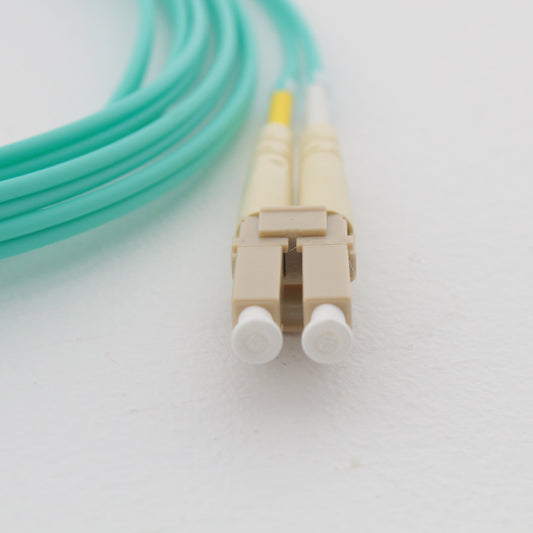Hubbell Fiber Optic Patch Cord Cable LSZH OM4 Duplex MM LC-LC 3m DFPCLCLCF3MMZ