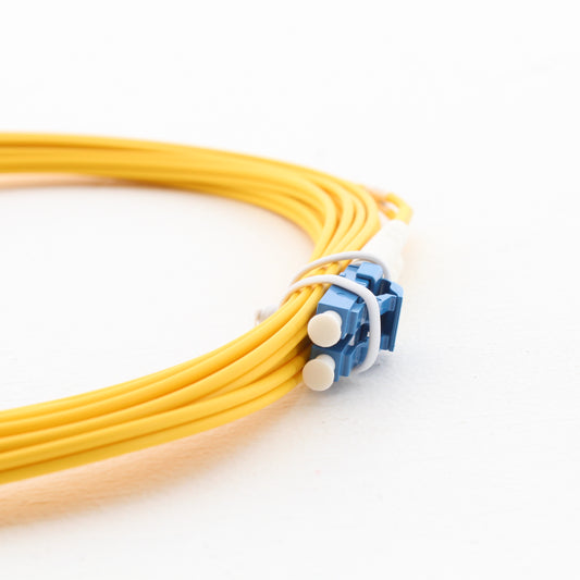 Hubbell Fiber Optic Patch Cord Plenum OS2 Cable Duplex SM LC-LC 4m DFPCLCLCS4SM