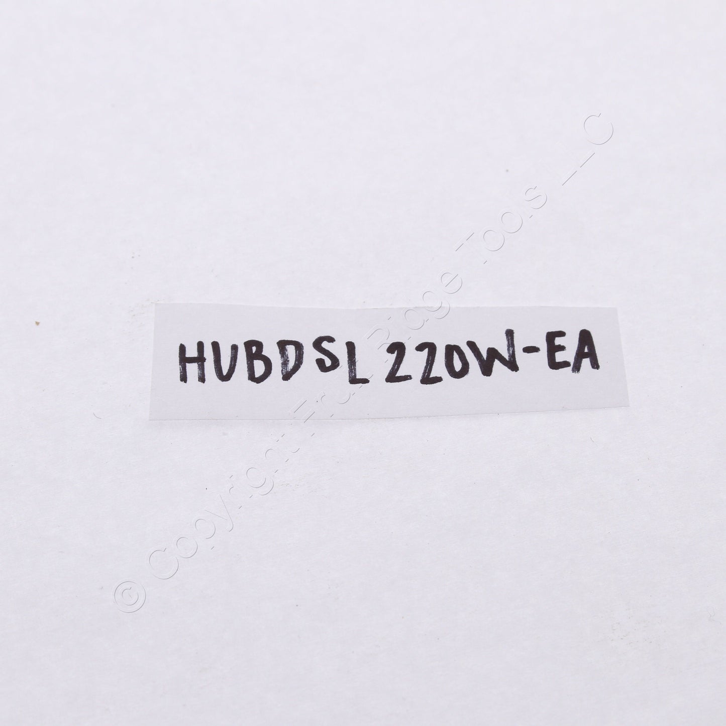 Hubbell White Decorator Rocker Switch Double Pole w/Pigtail 20A 120/277V DSL220W