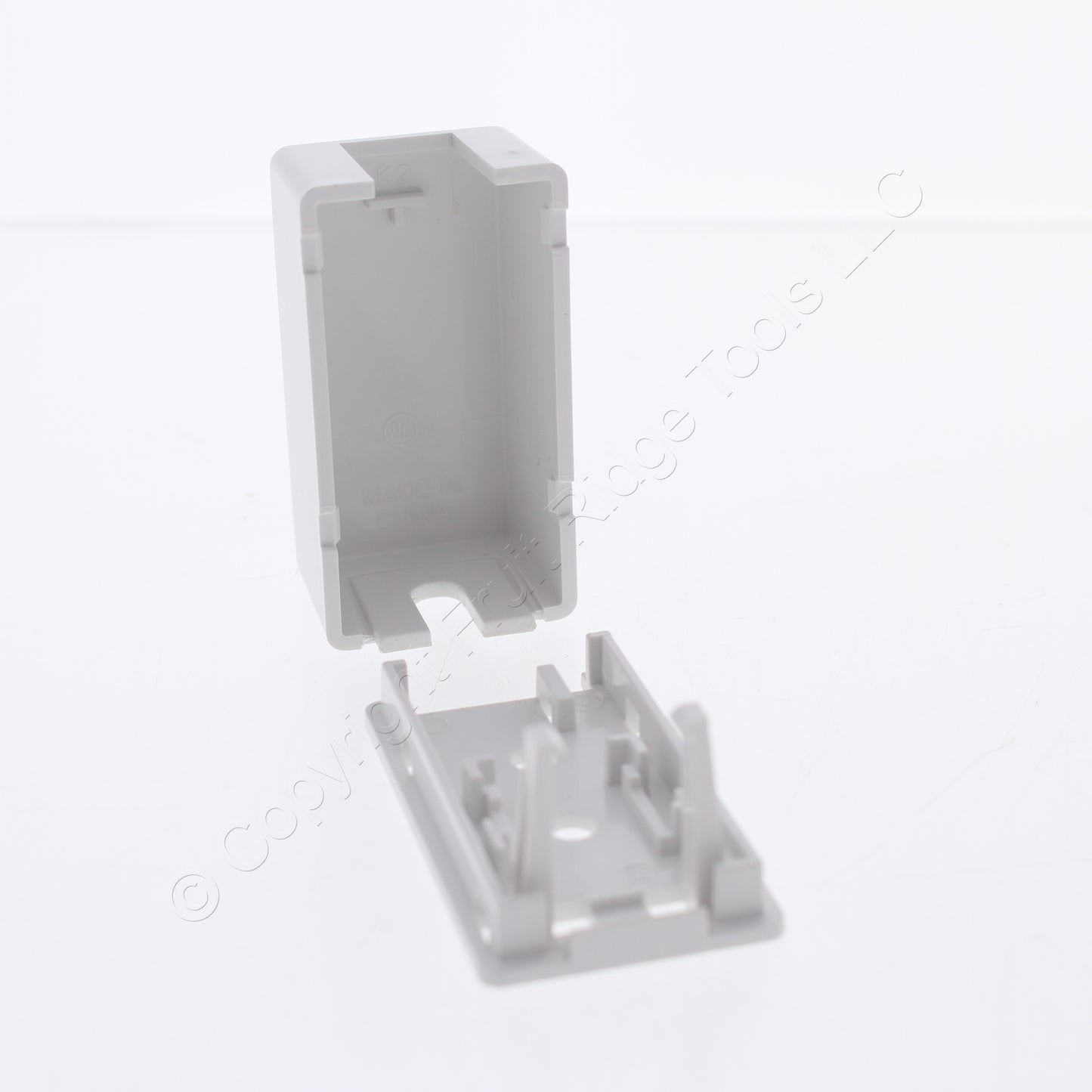 Hubbell White 1-Port Data Keystone Housing Surface Mount Box Plenum Rated ISB1WP
