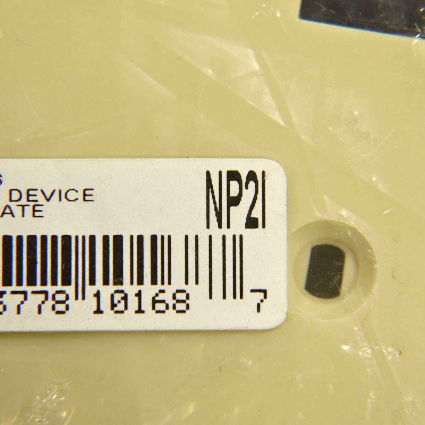 Hubbell NP2I Ivory 2-Gang Toggle Switch Unbreakable Nylon Standard Wallplate