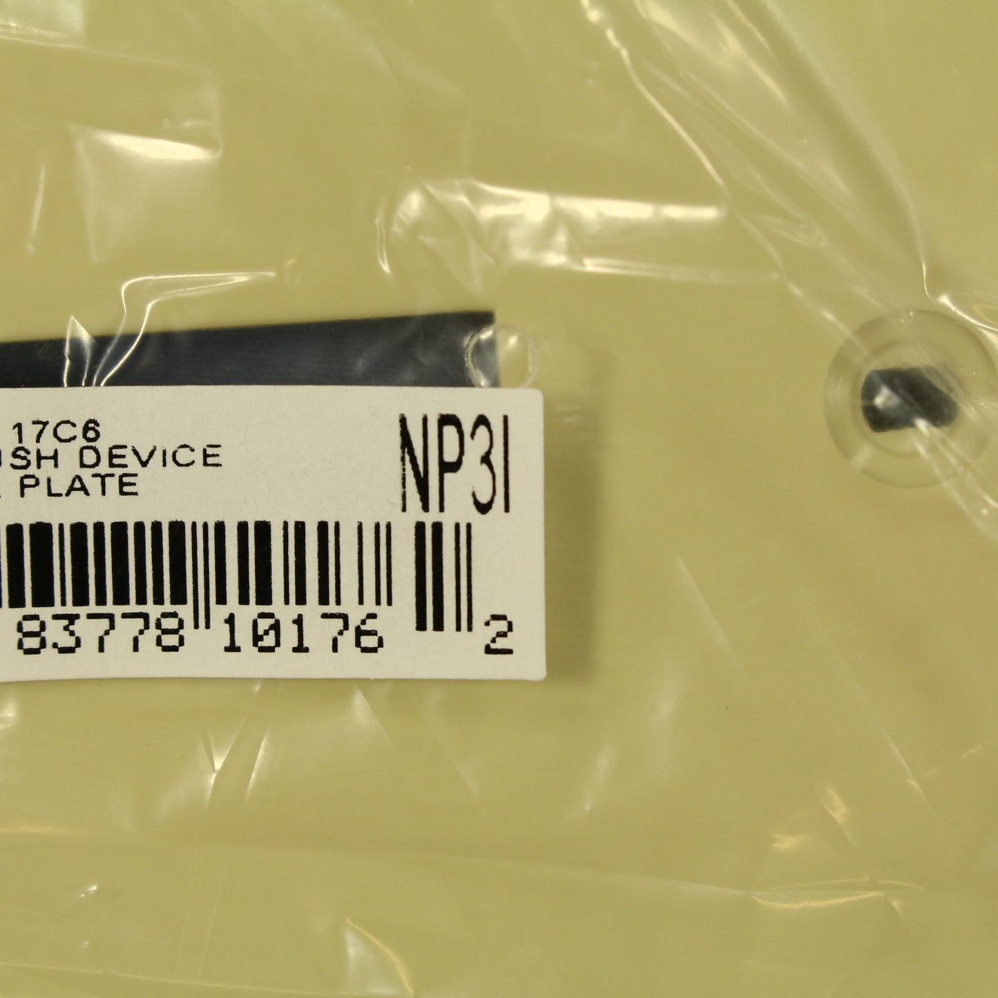 Hubbell NP3I Ivory 3-Gang Toggle Switch Unbreakable Nylon Standard Wallplate