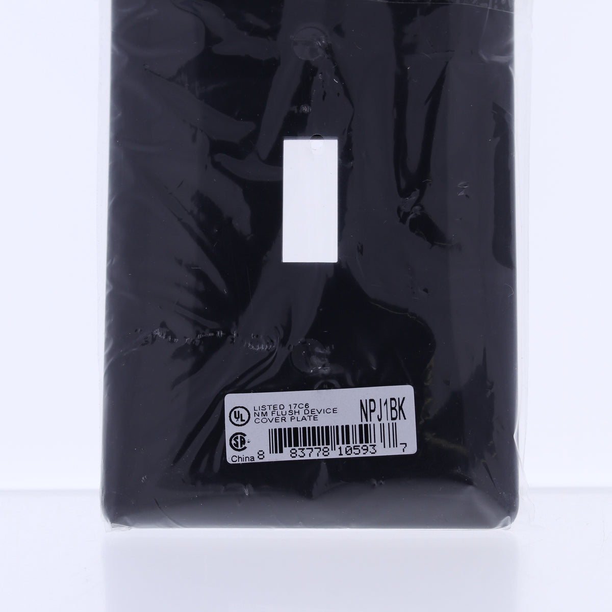 Hubbell NPJ1BK Black 1-Gang Toggle Unbreakable Nylon Mid-Size Wallplate Cover
