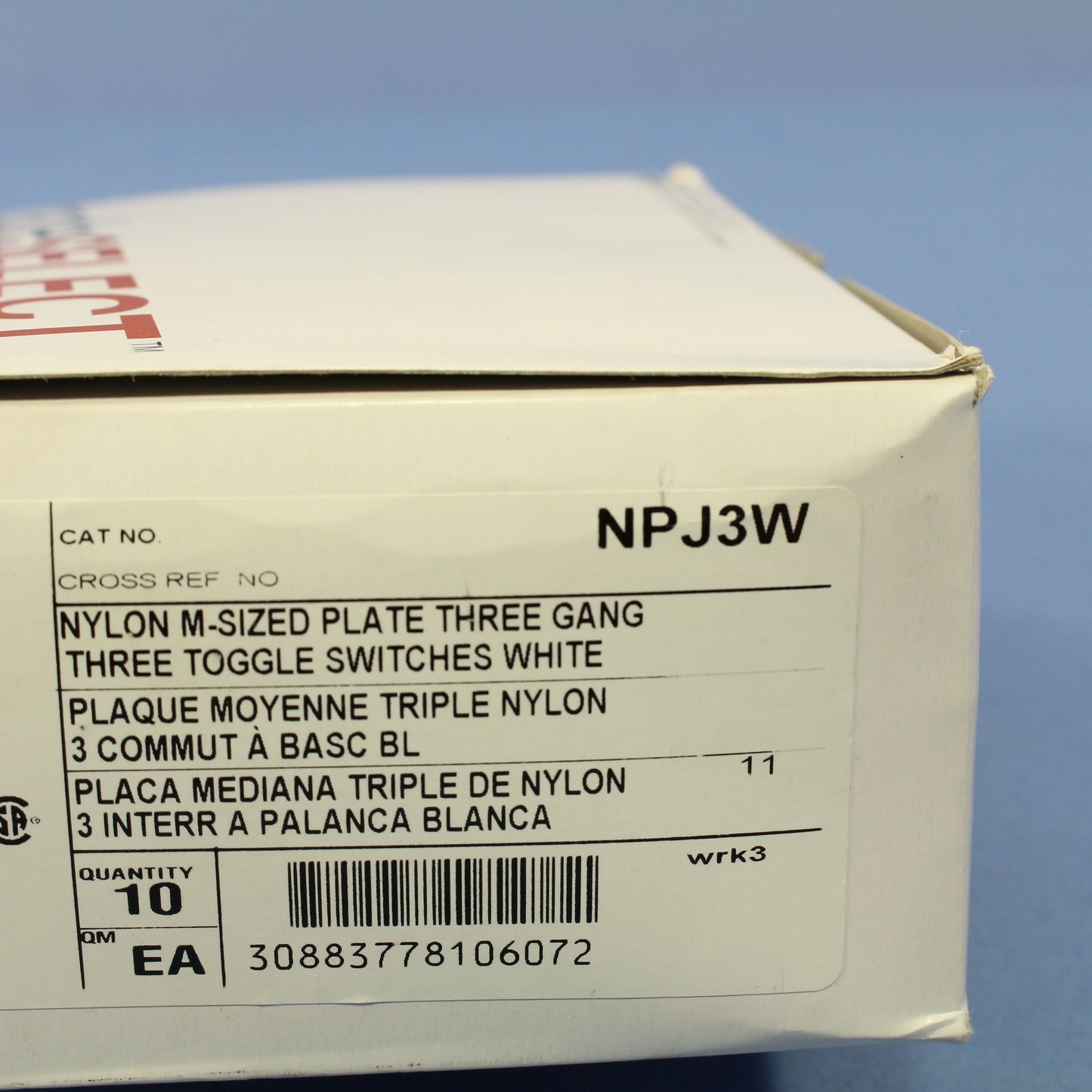 Hubbell NPJ3W White 3-Gang Toggle Switch Unbreakable Mid-Size Wallplates 10pcs