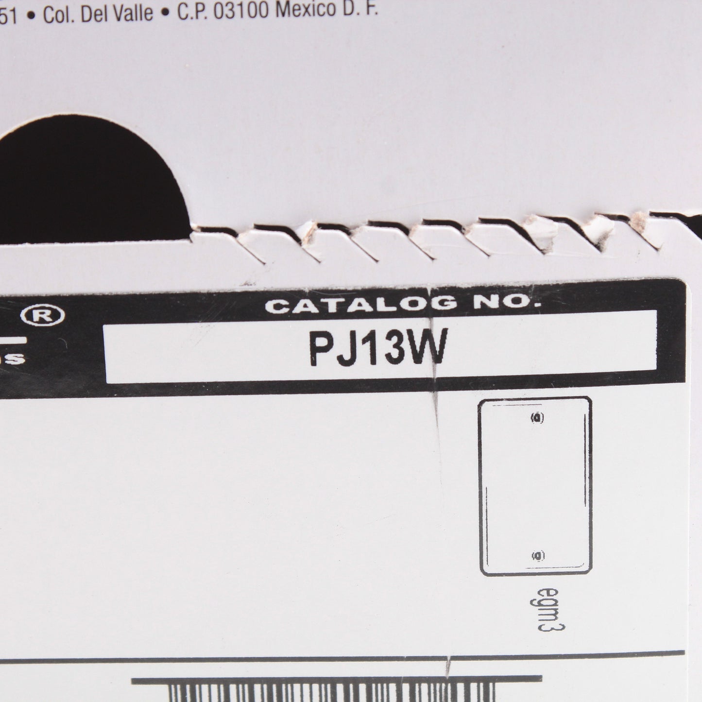 Hubbell PJ13W White Unbreakable Mid-Size Cover 1-Gang Nylon Blank Box Mount 25pc