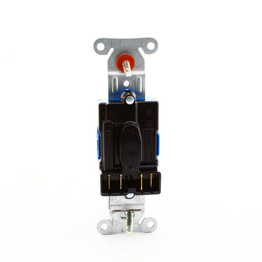 Hubbell SNAPConnect Illuminated Ivory 3-Way Toggle Switch 15A SNAP1203ILINA