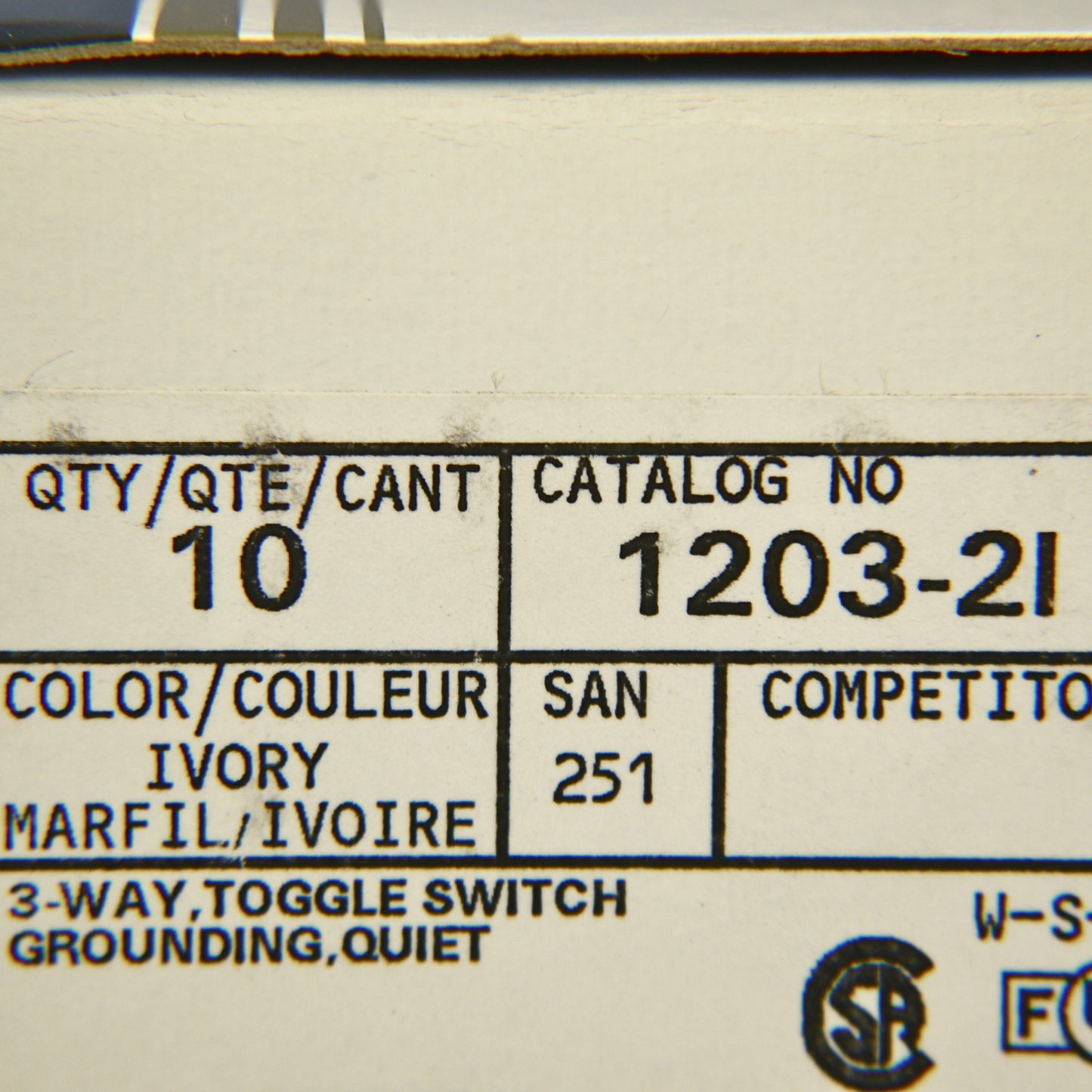 Leviton 1203-2I Ivory Industrial Grade 3-Way Toggle Wall Light Switch 15A 10pcs