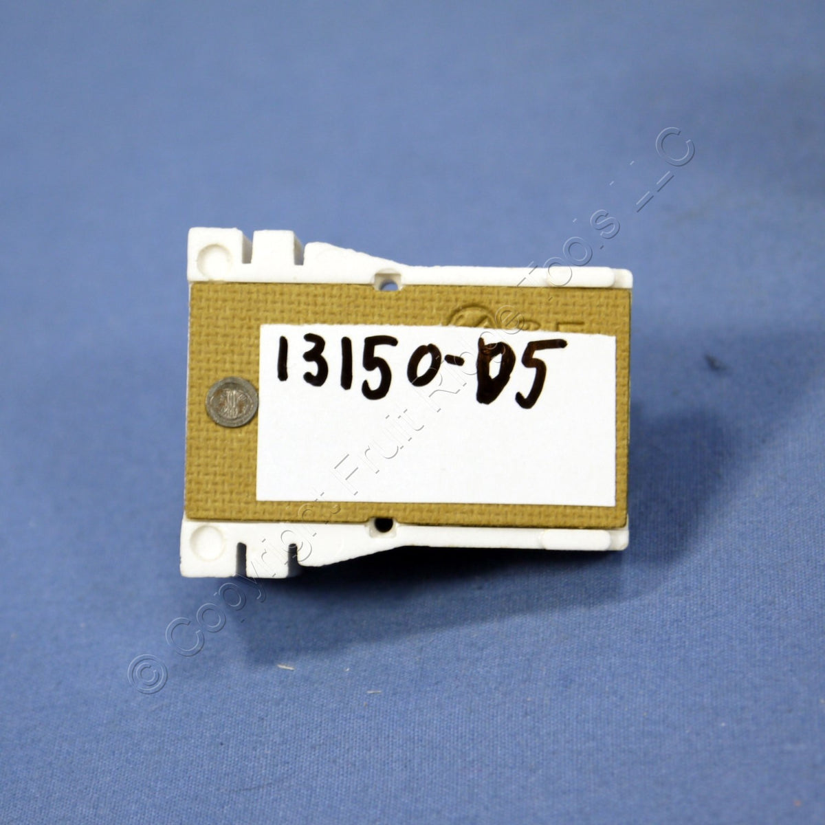 10 Leviton Fluorescent Lampholders T-8 T-12 Medium Bi-Pin Light Socket 13150-D5