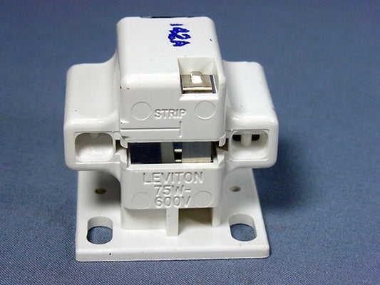 Leviton 26720-200 Compact Fluorescent Lamp Holder CFL Light Socket GX23 Bulk 75W