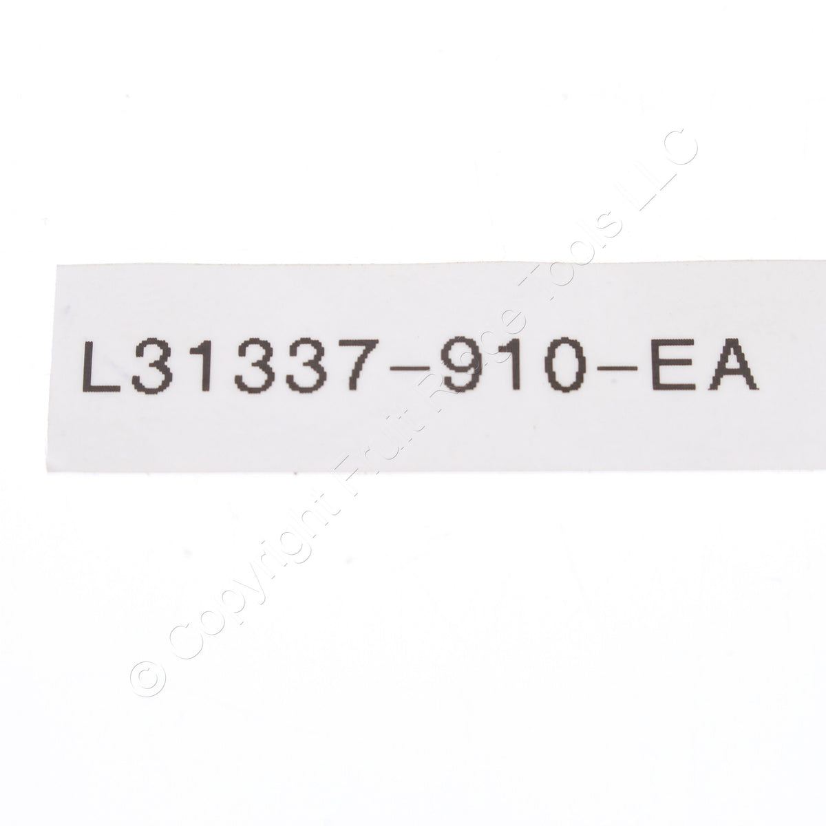 Leviton 31337-910 White Porcelain Lampholders Medium Base Snap-In 660W 10-Pack