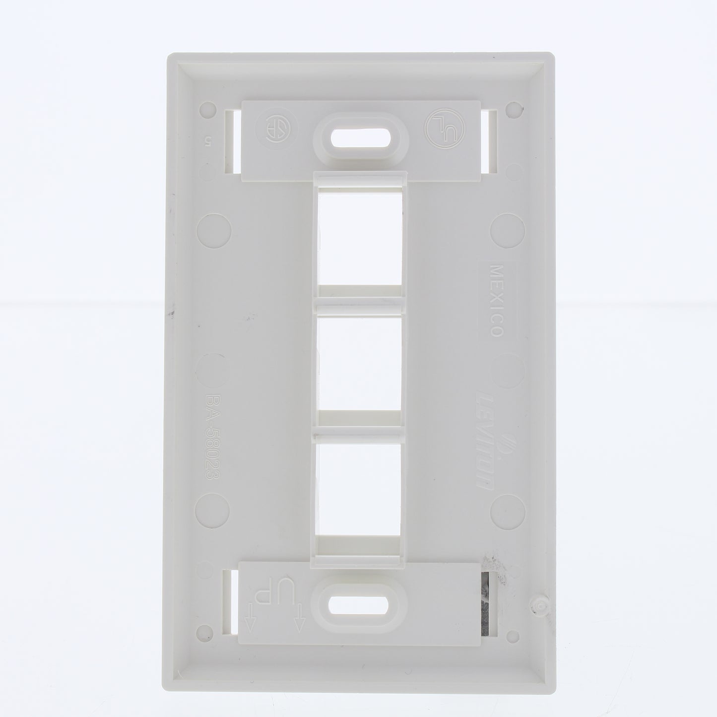 Leviton 42080-3WS White 1-Gang 3-Port Thermoplastic Standard Wallplate Cover