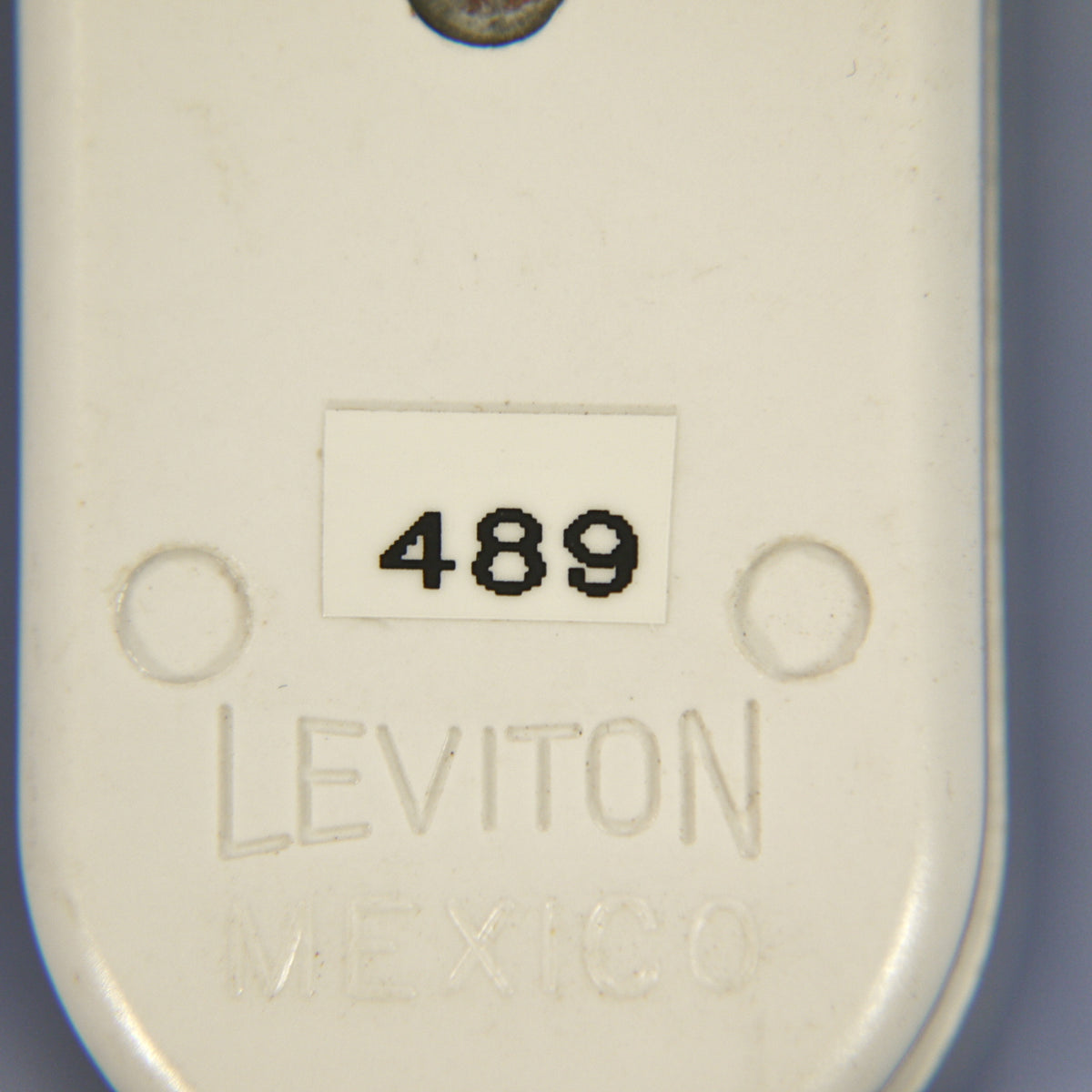 Leviton White High Output T8 T12 Fluorescent Lamp Holder Light Socket Bulk 489