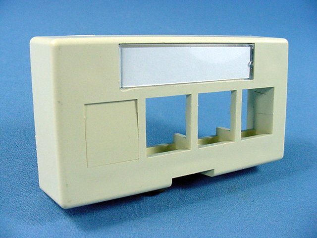 Leviton Ivory 4-Port Quickport X-Deep Cubicle Wallplate Data Faceplate 49910-EI4