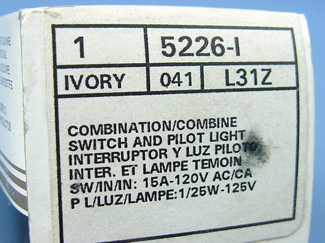 Leviton Ivory Commercial Toggle Wall Switch 15A w/Pilot Light 5226-I-041 Boxed
