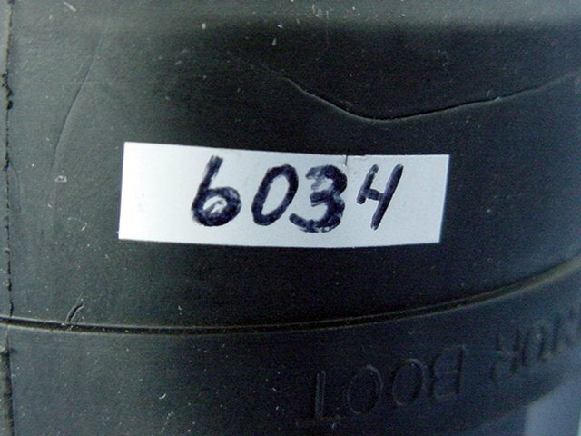 Leviton Black Weather Resistant Boot 4/5-Wire 20/30A Locking Connector Bulk 6034